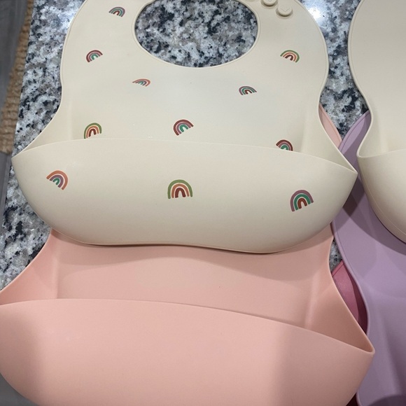 Mushie bibs bundle - Picture 3 of 3